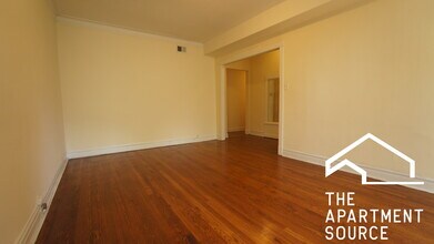 2647 N Sawyer Ave, Unit 3 in Chicago, IL - Foto de edificio - Building Photo