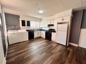 632 Poplar St in Lancaster, PA - Foto de edificio - Building Photo