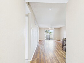 11026 N 28th Dr in Phoenix, AZ - Building Photo - Building Photo