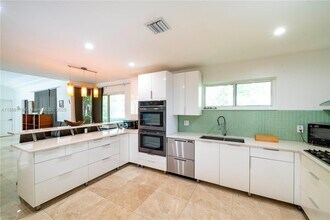 4455 Alton Rd in Miami Beach, FL - Building Photo - Building Photo