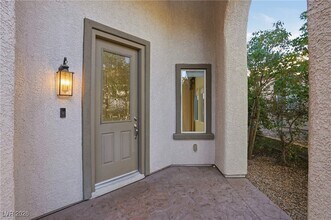 12020 W Prada Verde Dr in Las Vegas, NV - Building Photo - Building Photo