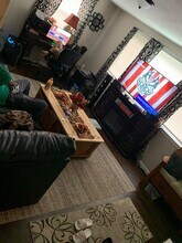 108 Parker Ave in Liverpool, NY - Building Photo - Building Photo