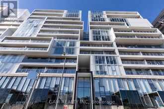 32-1032 Trolley Cres in Toronto, ON - Building Photo - Building Photo