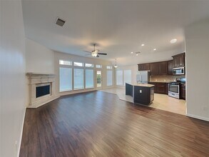 2515 Pioneer Oaks Dr in Fresno, TX - Building Photo - Building Photo