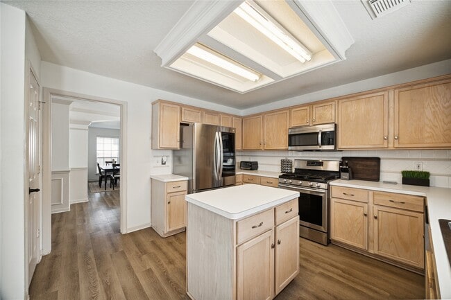 property at 25619 Oakridge Forest Ln