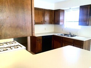 2119 Whitelaw Dr in Spring, TX - Building Photo - Building Photo