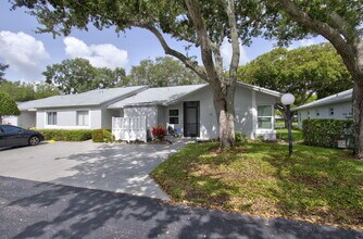 18541 Cherborg Dr in Boca Raton, FL - Building Photo - Building Photo