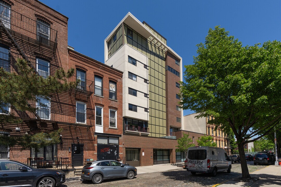 Tiffany Tower in Brooklyn, NY - Building Photo
