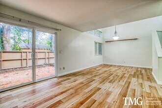 1511 NW Tanasbrook Ct in Beaverton, OR - Building Photo - Building Photo