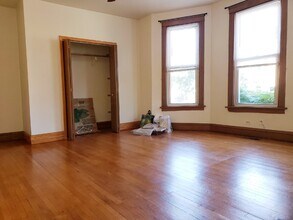 1435 W Diversey Pkwy in Chicago, IL - Building Photo - Building Photo
