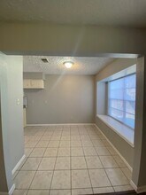 8022 Bunker Wood Ln in Houston, TX - Building Photo - Building Photo