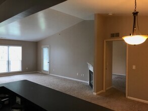 26905 Carrington Pl in Harrison Township, MI - Foto de edificio - Building Photo