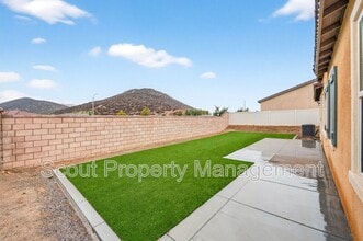28113 Echo Ct. in Menifee, CA - Building Photo - Building Photo