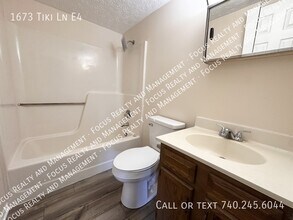 1673 Tiki Ln in Lancaster, OH - Building Photo - Building Photo