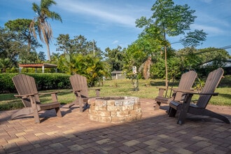 Winding Lane Apartments in Largo, FL - Building Photo - Building Photo