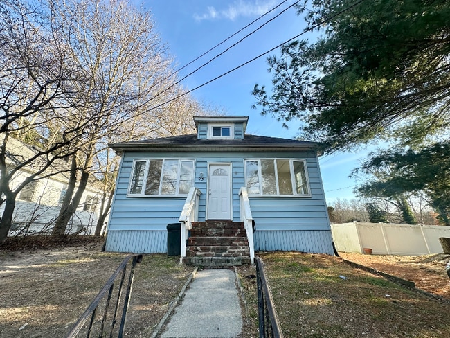 25 Indian Spring Rd in Clementon, NJ - Foto de edificio - Building Photo