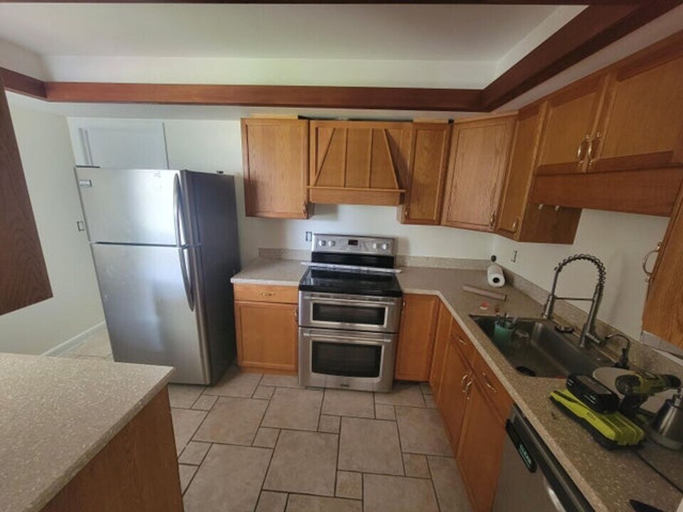 3303 Kirk Rd in Lake Worth Beach, FL - Building Photo