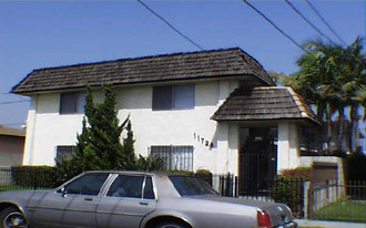 11728 Coldbrook Ave Apartments