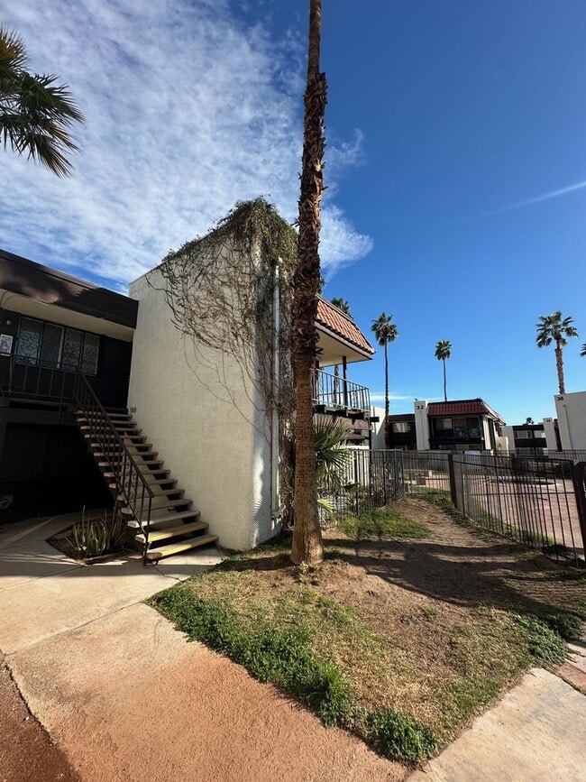 property at 1405 E Vegas Valley Dr