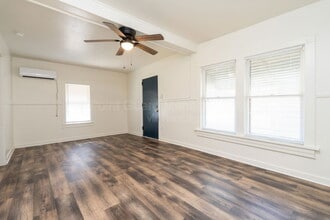 1160 S Richmond Ave in Wichita, KS - Building Photo - Building Photo