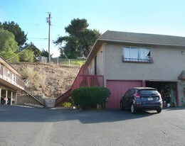 707 Windsor Ct in Vista, CA - Building Photo