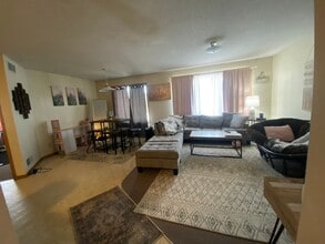 33 W Minnesota St in St. Joseph, MN - Building Photo - Building Photo