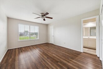 5100 Allendale Rd in Houston, TX - Building Photo - Building Photo