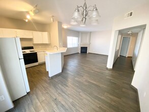 1881 W Alexander Rd in North Las Vegas, NV - Building Photo - Building Photo