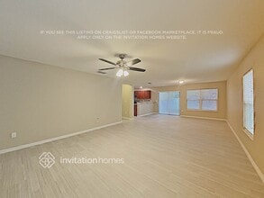 10732 Southern Forest Dr in Riverview, FL - Building Photo - Building Photo
