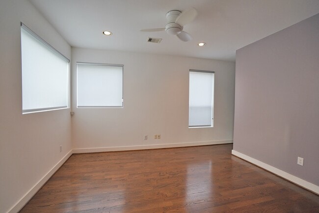 property at 4611 Austin St