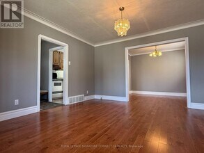 30 Snider Ave in Toronto, ON - Building Photo - Building Photo