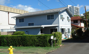 813 Hausten St in Honolulu, HI - Building Photo - Building Photo