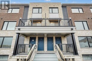 801 Glenroy Gilbert Dr in Ottawa, ON - Building Photo
