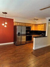 4050 NE 12th Terrace in Oakland Park, FL - Foto de edificio - Building Photo