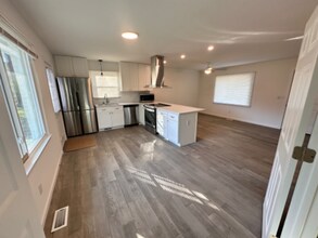 548 Starling Way in Rocky Mount, NC - Building Photo - Building Photo