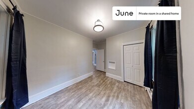 Private bedroom in 3 bed/1 bath Home in Boston, MA - Building Photo - Building Photo