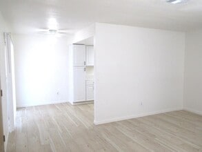 637 S Jordan Ave in San Jacinto, CA - Building Photo - Building Photo