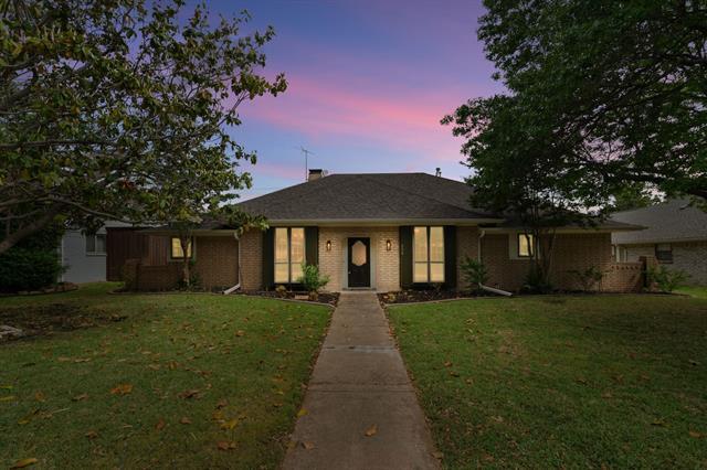 238 High Brook Dr in Richardson, TX - Building Photo