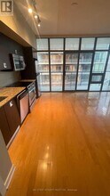 33-1533 Charles St E in Toronto, ON - Building Photo - Building Photo