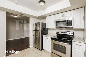 1130 E Normandy Blvd in Deltona, FL - Building Photo - Building Photo