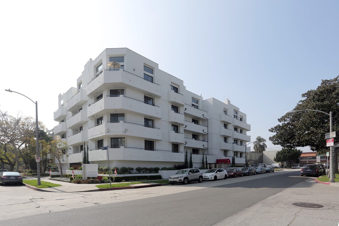 Beverly Wooster Apartments in Los Angeles, CA - Building Photo