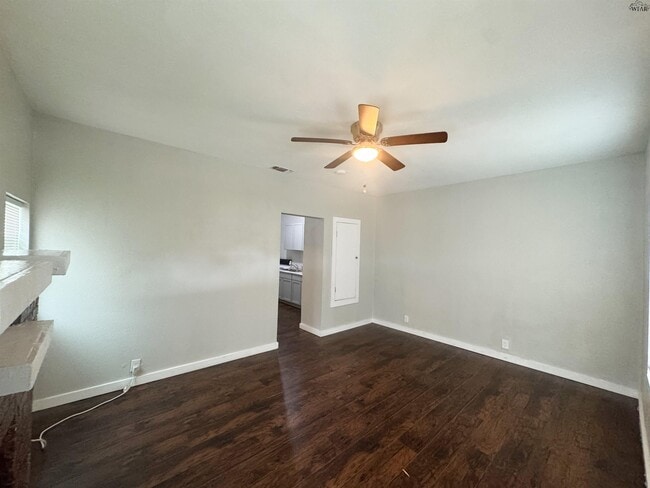 property at 2142 Avenue E