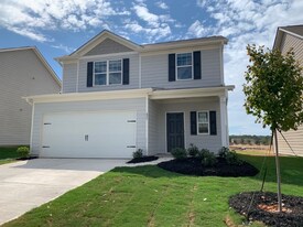 821 Independence Ave in Pendergrass, GA - Building Photo