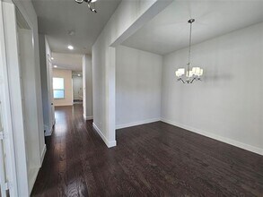 1117 Water St in Carrollton, TX - Foto de edificio - Building Photo