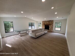 6335 S Tropical Trail in Merritt Island, FL - Building Photo - Building Photo