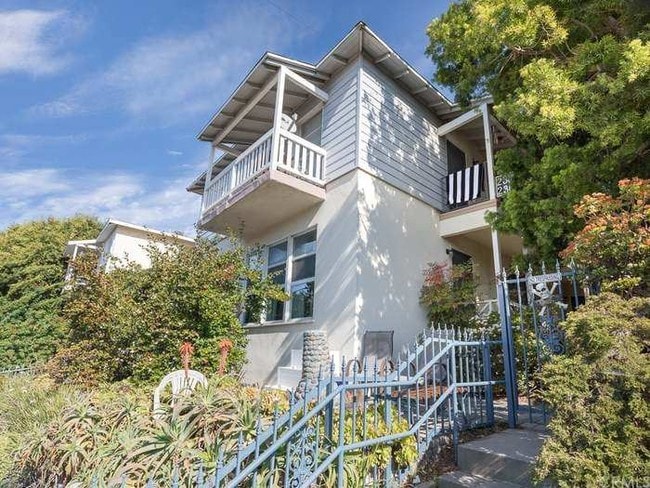 236 Hampton Dr, Unit 238