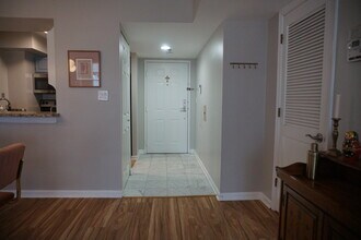 1200 Braddock Pl in Alexandria, VA - Building Photo - Building Photo