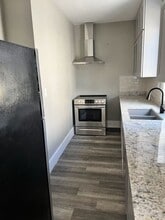 1328 Chapel St in Cincinnati, OH - Building Photo - Building Photo