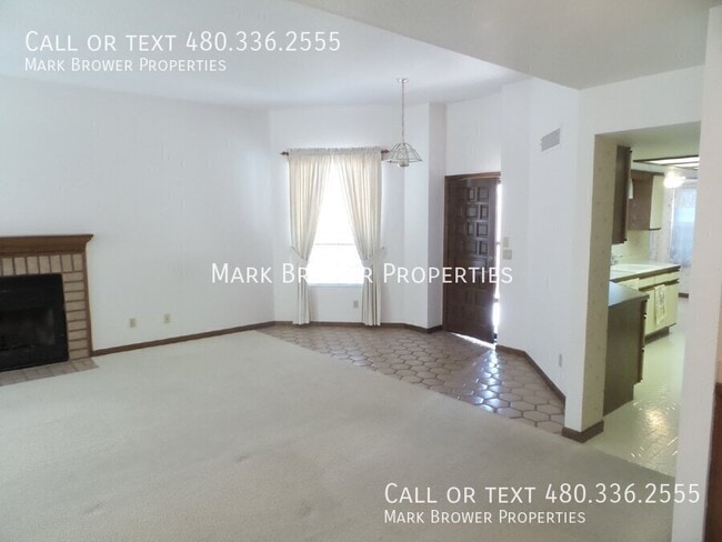 2175 E Loma Vista Dr in Tempe, AZ - Building Photo - Building Photo