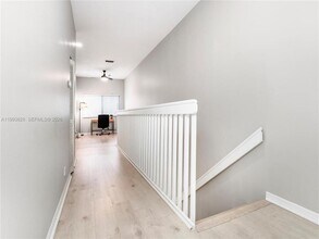 835 NE 17th Way in Fort Lauderdale, FL - Building Photo - Building Photo